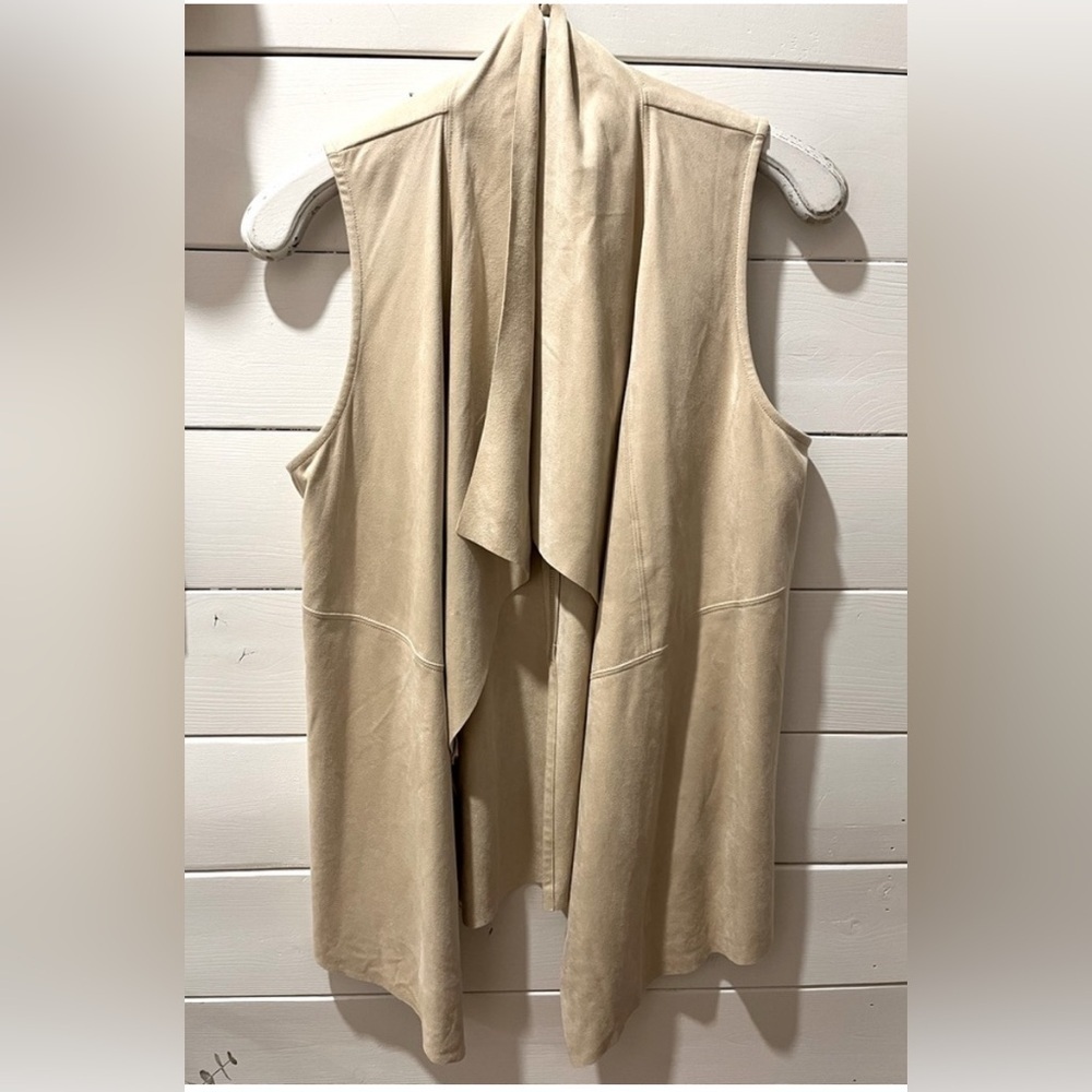 PREMISE beige faux leather sleeveless open front cardigan size S